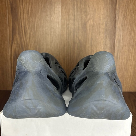 🔥🔥🔥Adidas Yeezy Foam RNNR Runner Mineral Blue Men 2021 Shoes Size: 12 🔥🔥🔥 - Picture 4 of 10